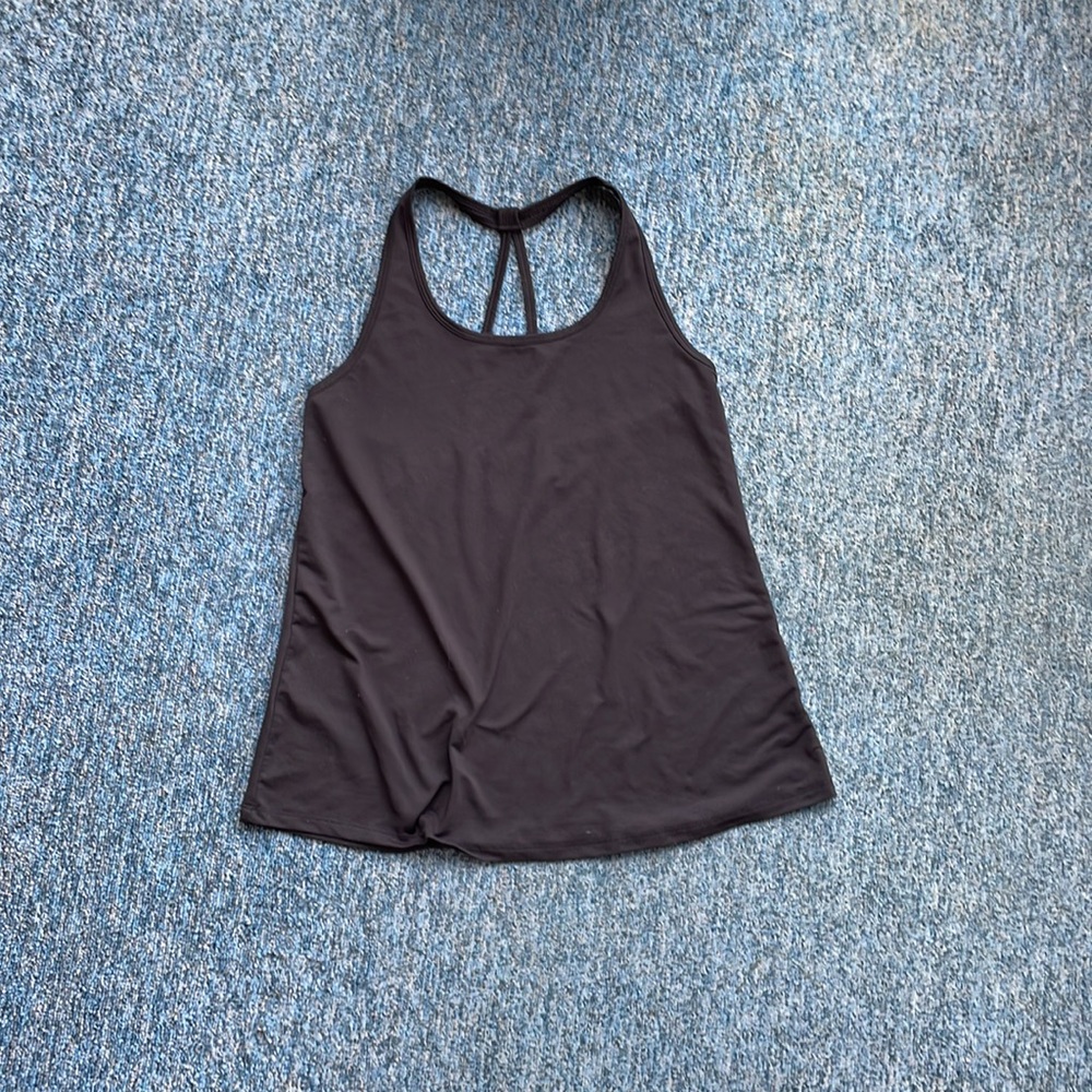 Workout top bundle - Picture 2 of 9